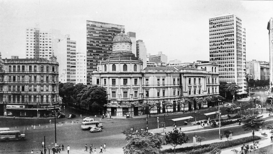 Centro do Rio de Janeiro na década de 1940. Crédito: Jorge Peter/Agência O Globo